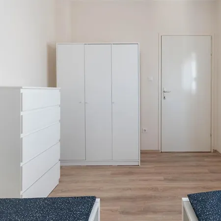 Laganini - Apartment